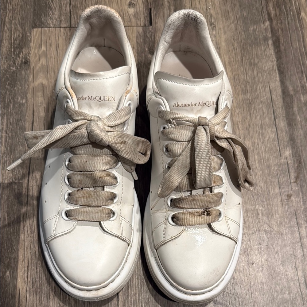 Alexander McQueen Cream Lace-Up Sneakers